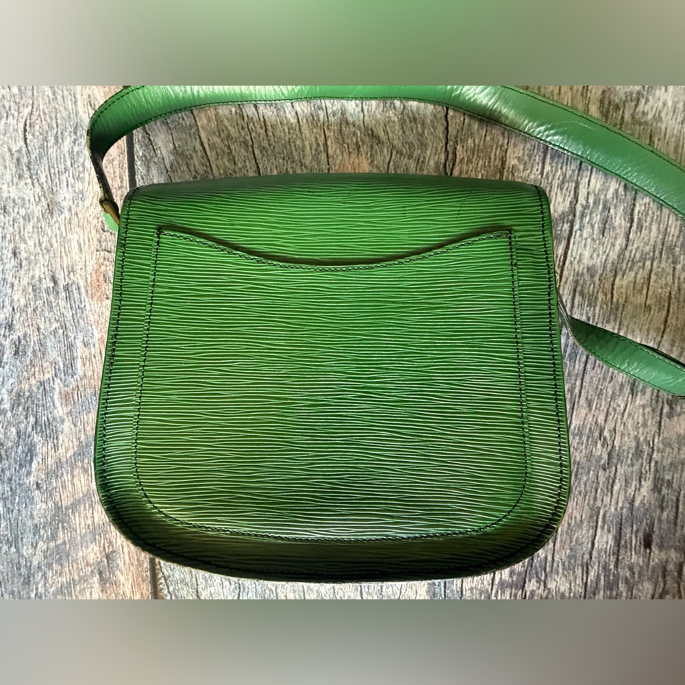 Louis Vuitton Green Saint Cloud Epi Crossbody, Great Vintage Condition - Picture 6 of 14